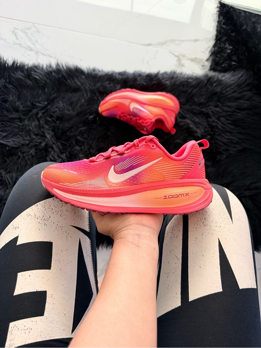 Nike Vomero 18 SE